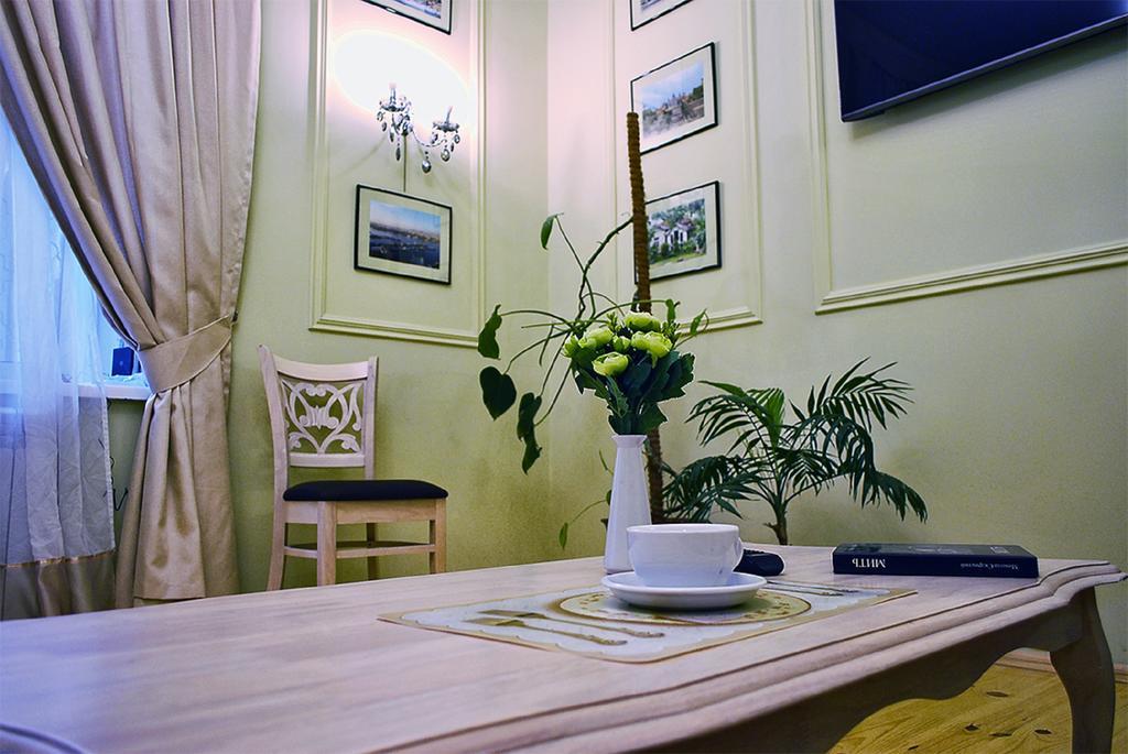 Classic Apartment On Zhukovskoho Odesa Exterior photo
